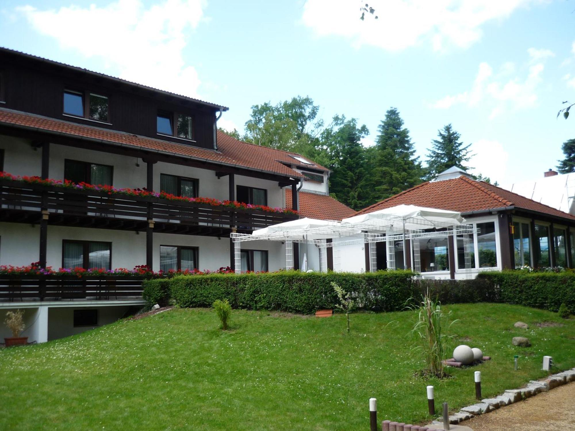 Hotel Forsthaus Berlin Ngoại thất bức ảnh